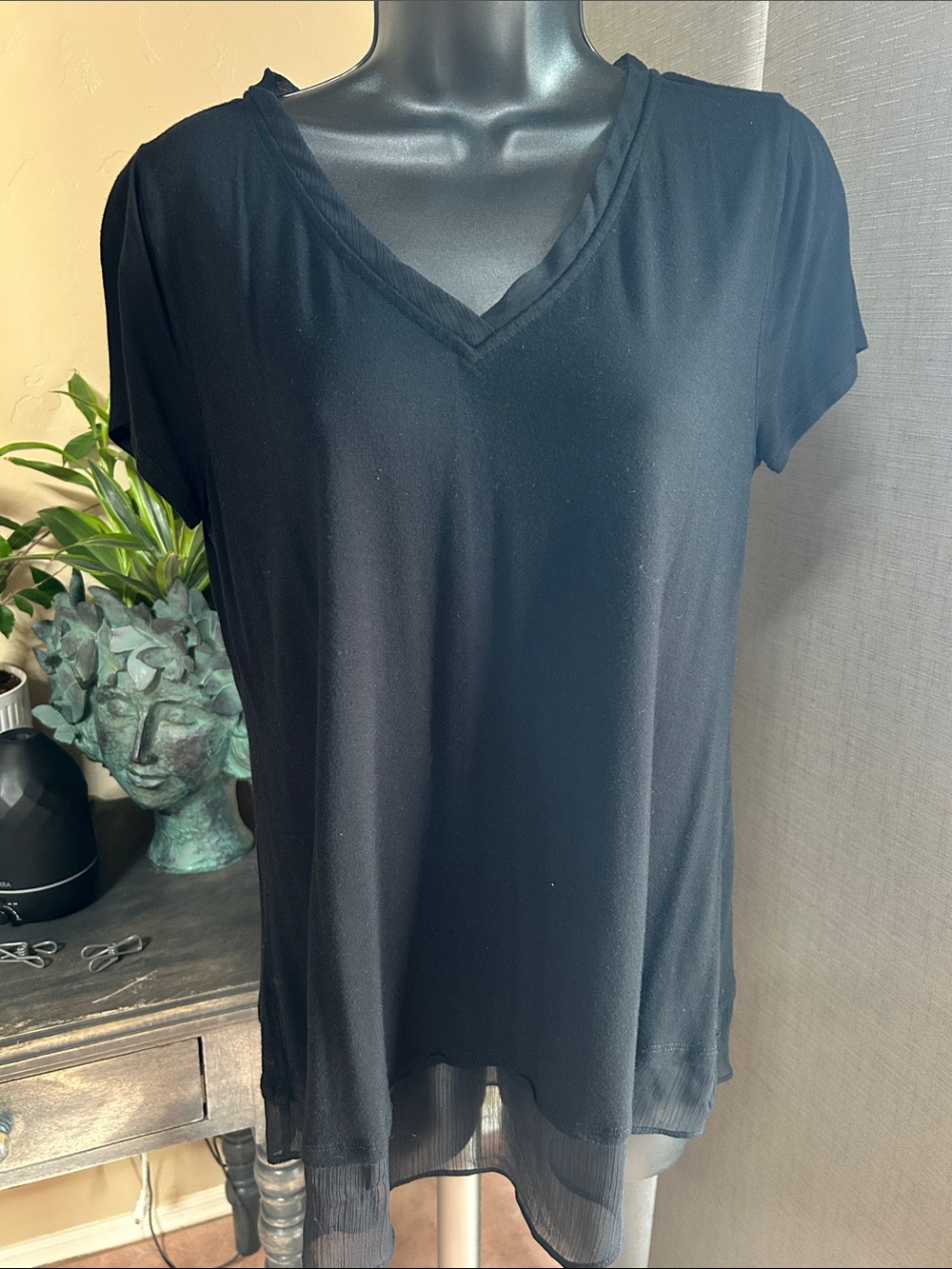 INC International Concepts Black V-Neck Short Sleeve Layered-Hem Top